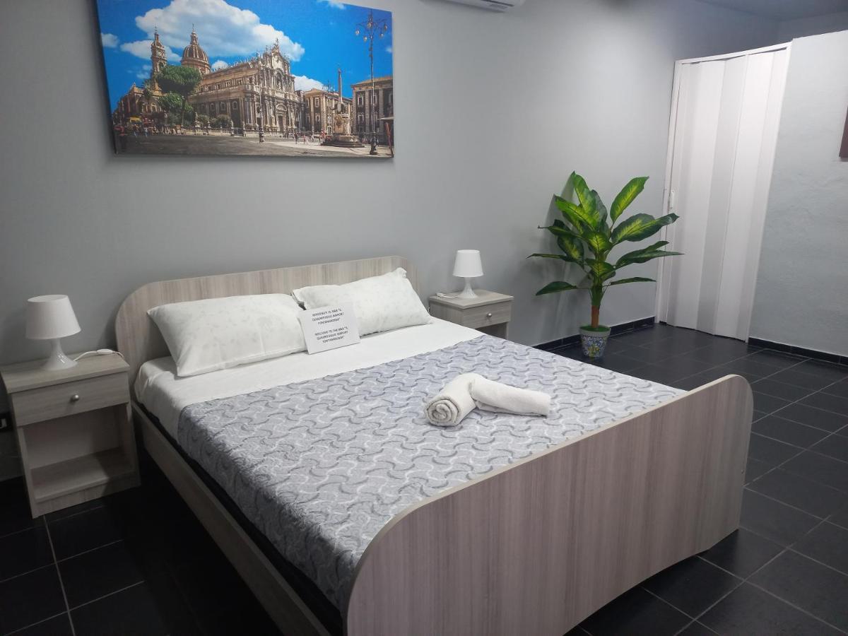 House Il Quadrifoglio Airport Fontanarossa Bed & Breakfast Catania Bagian luar foto