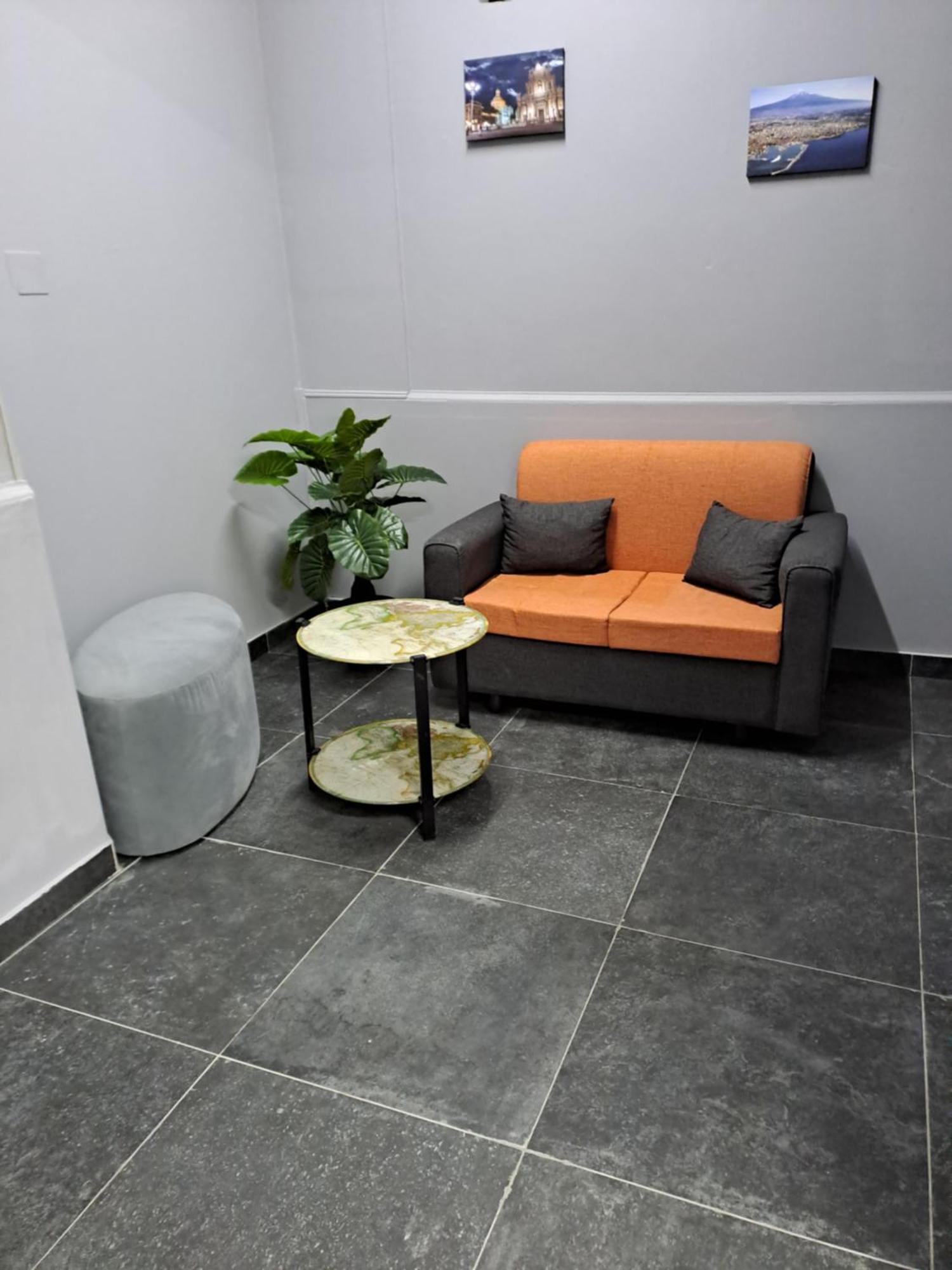 House Il Quadrifoglio Airport Fontanarossa Bed & Breakfast Catania Bagian luar foto